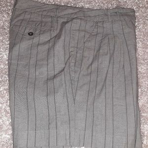 Womens mossimo gray  Bermuda shorts